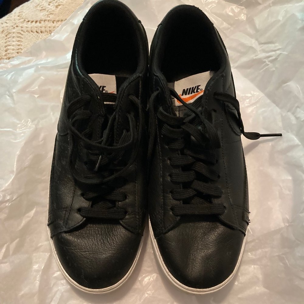 Black Nike sneakers